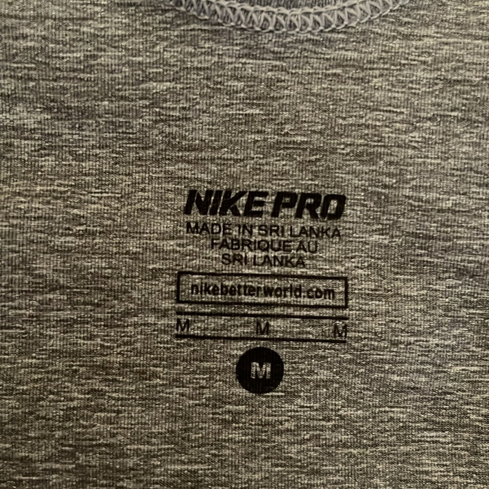 Nike Gray Fitted Sleeveless Tank Top - Picture 7 of 7